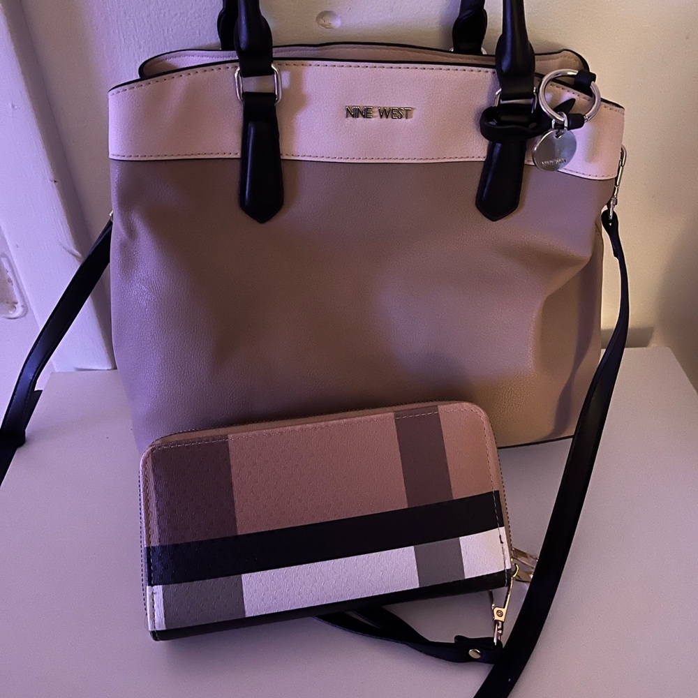 Nine West purse and wallet